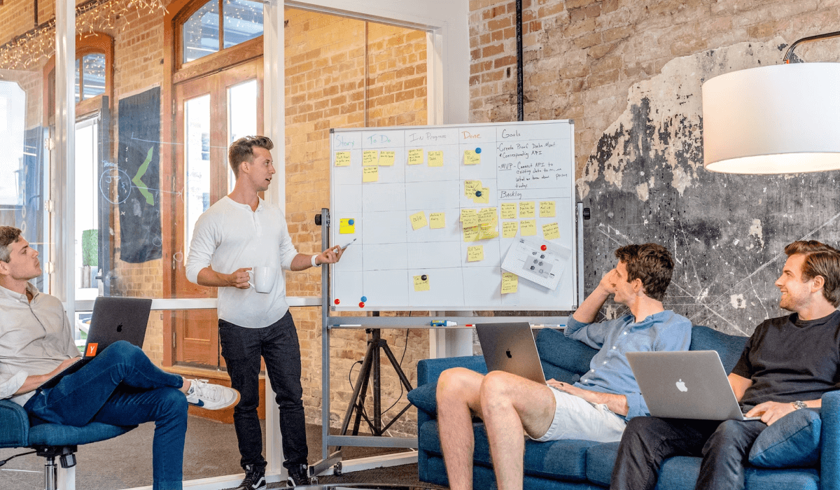 3 Pertanyaan Penting Dari Klien Freelancer Yang Perlu Kita Jawab