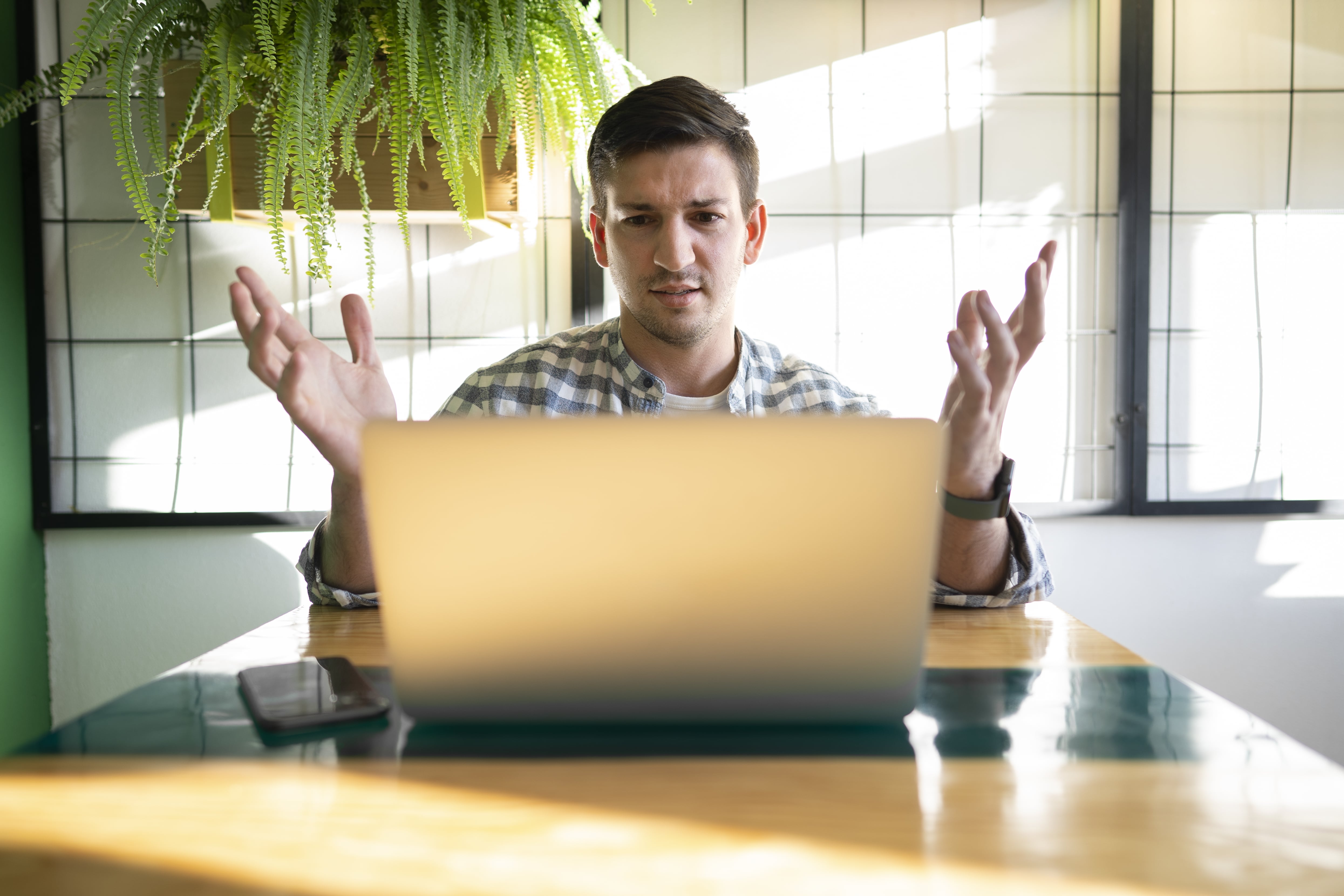 Frontend Developer vs UI Engineer: Apa Bedanya dan Harus Pilih Mana