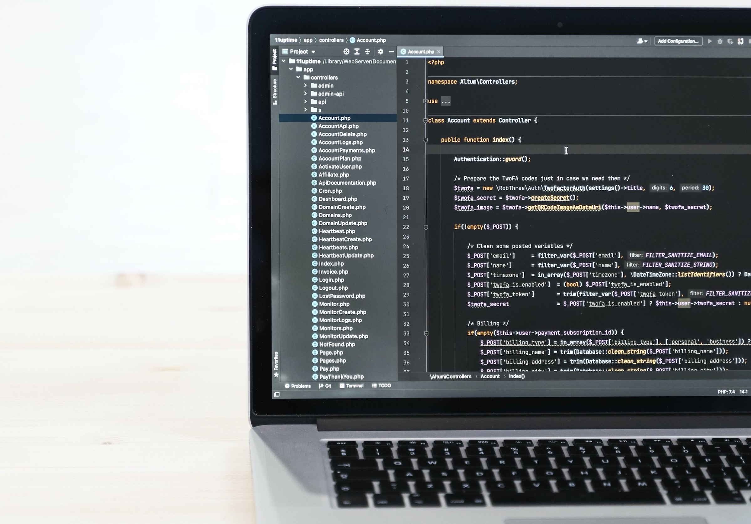 Apa itu Model pada Framework Laravel?